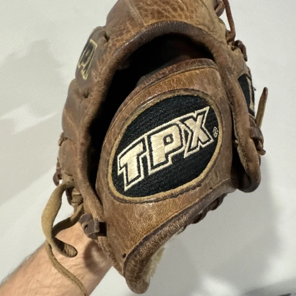 Louisville Slugger Right Hand Throw TPX omaha pro Baseball 11.5 Glove OPX1151